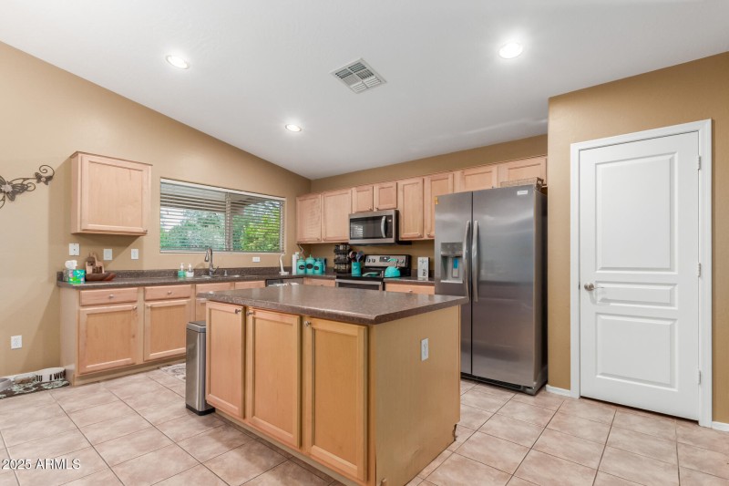 10 Kitchen
