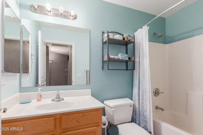 22 Bathroom 2