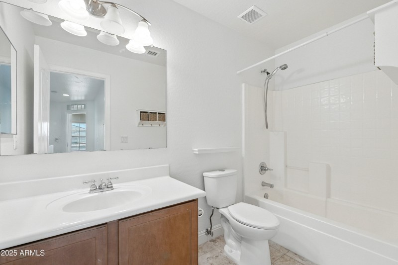 Upstairs Hall Bath