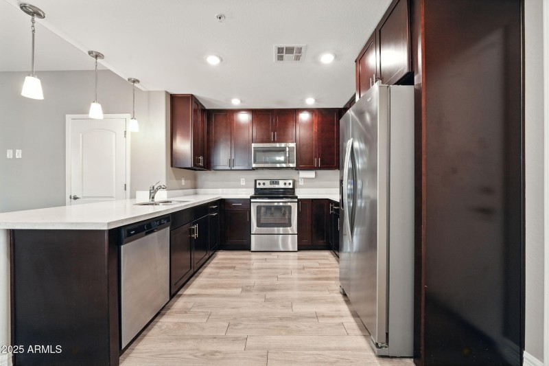 8-web-or-mls-SA104307 Lawrence Fung