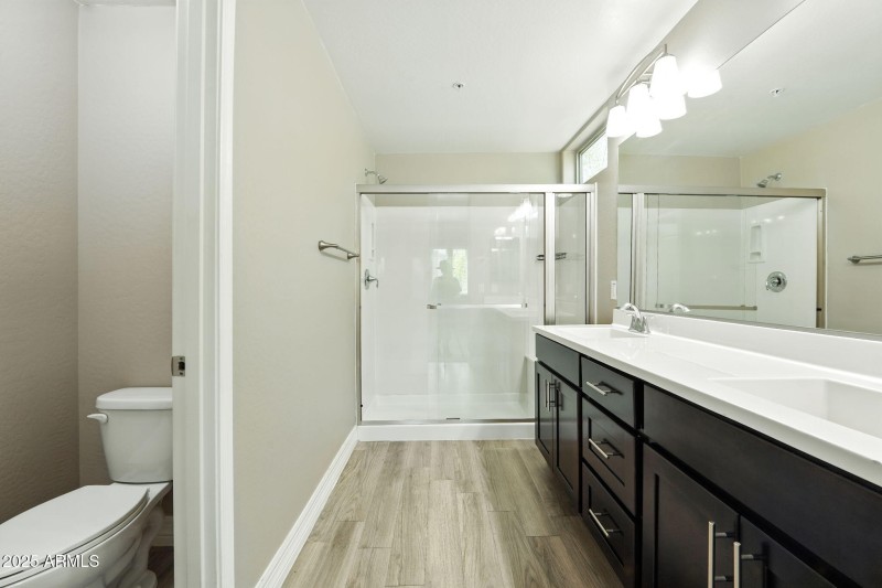 23-web-or-mls-SA104352 Lawrence Fung