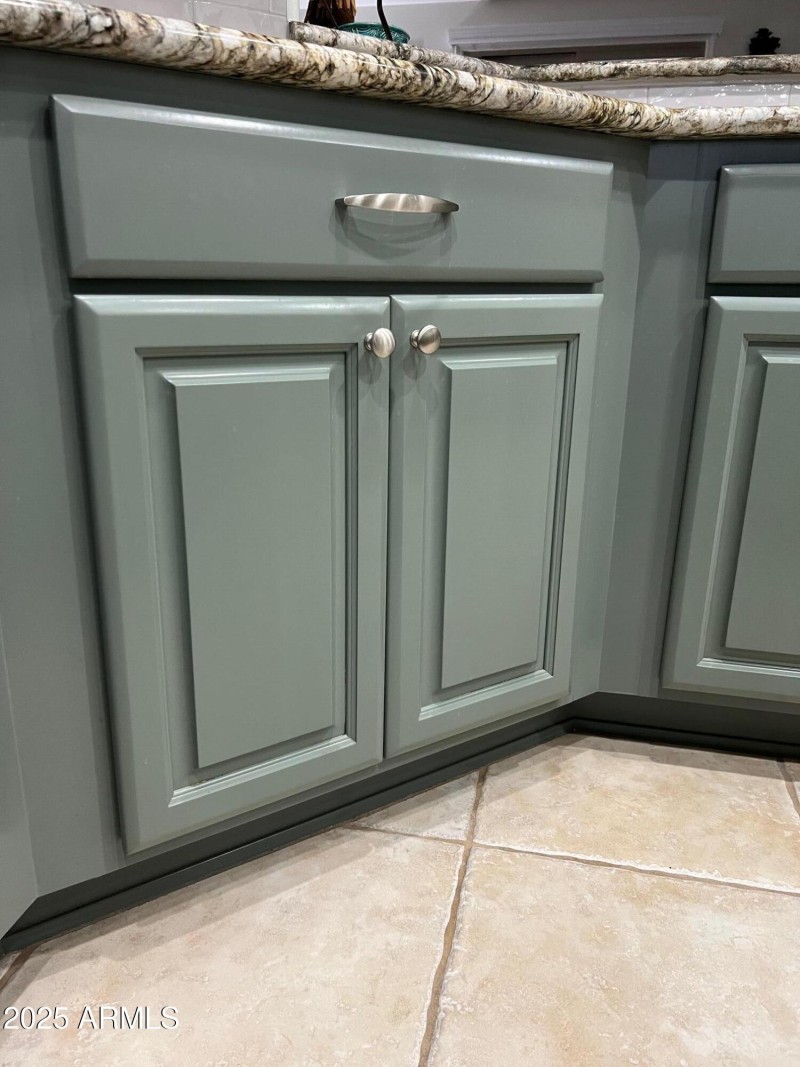 Cabinet color