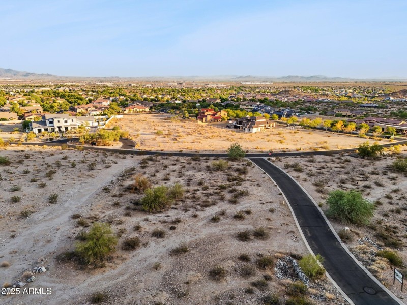 9-web-or-mls-3249-w-highlands-dr