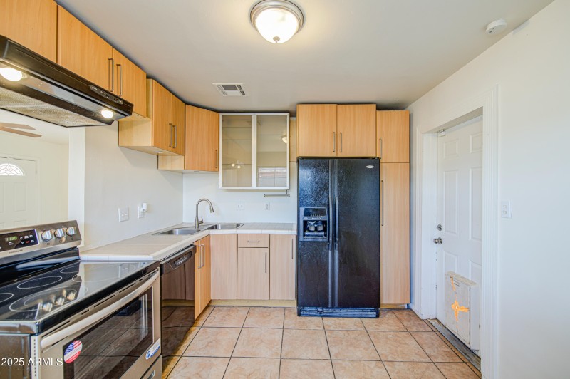 Kitchen 2