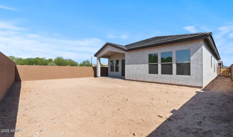 Edgewood Lot #1 Back Exterior 2 (Large)