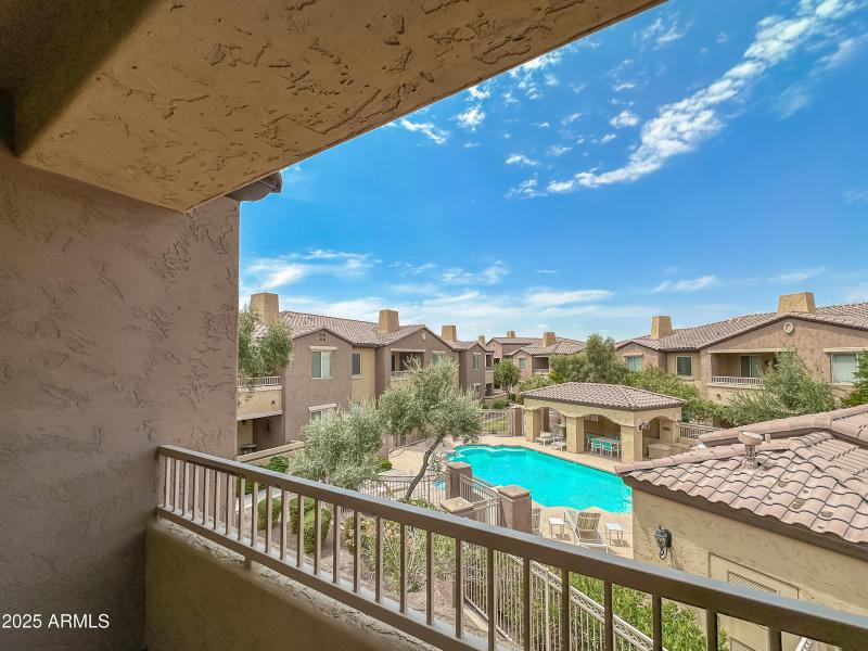 Pool View Unit!