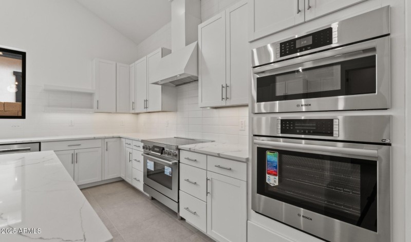 Edgewood Lot #101 Kitchen (Large)