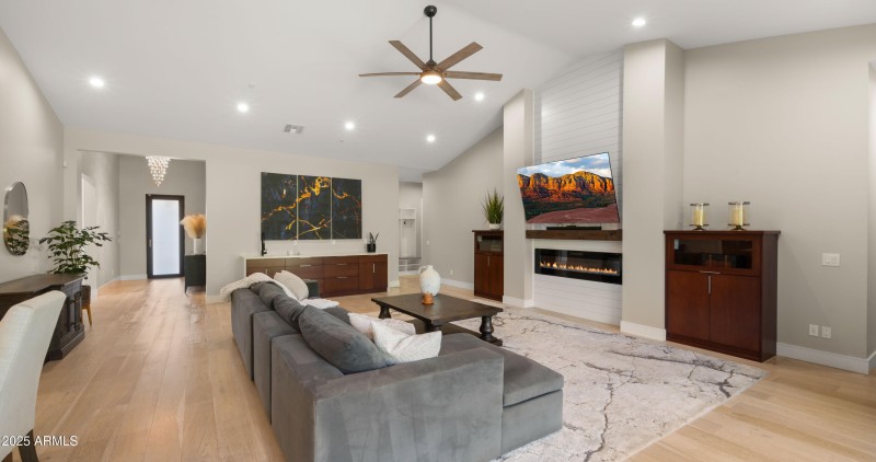 Fireplace in Main Living Area
