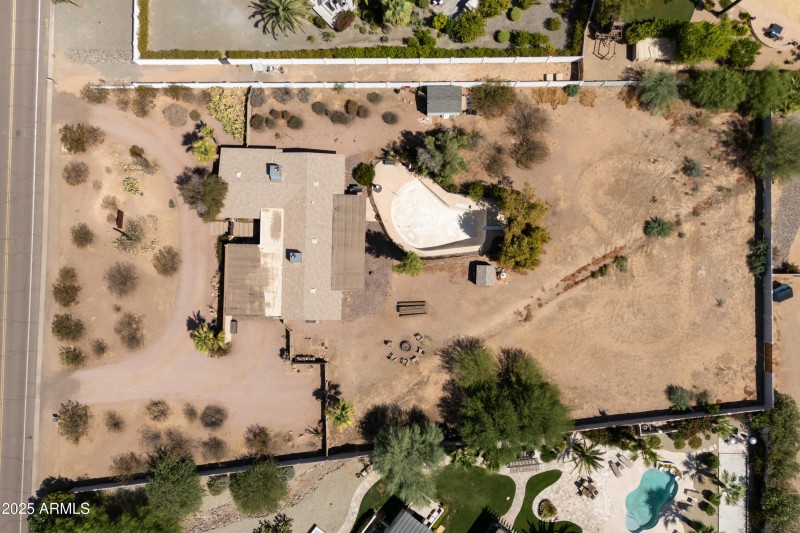 10_6021 n mockingbird ln-8