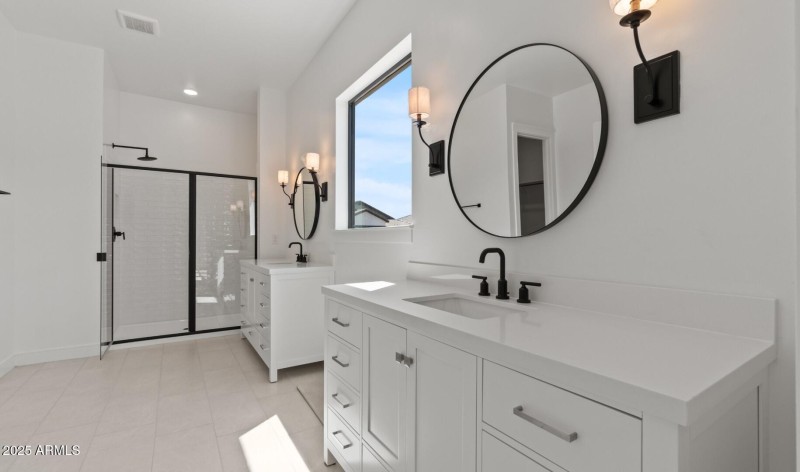 Edgewood Lot #105 Primary Bath (Large)