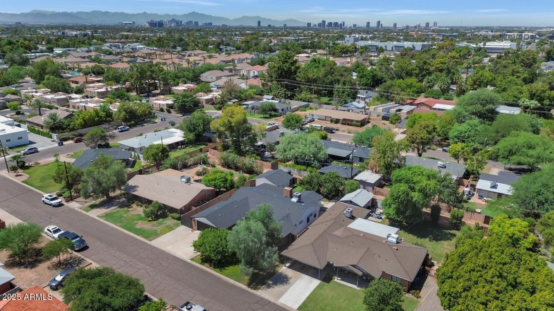 4642 N 31st St-large-002-003-DJI 0001-15