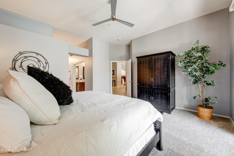 017_Primary Suite III