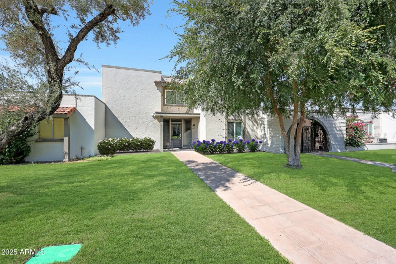 Amazing Curb appeal