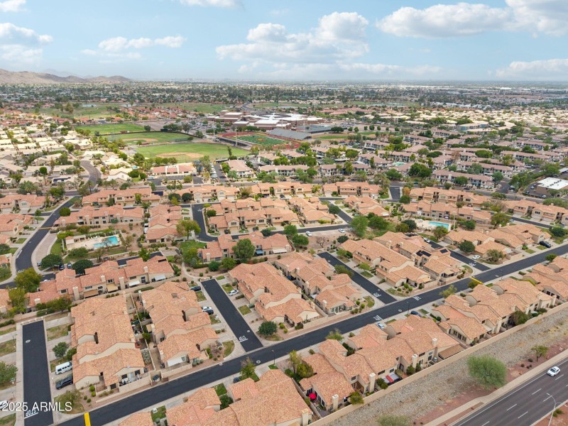 49-web-or-mls-E Cassia Way-2608-916