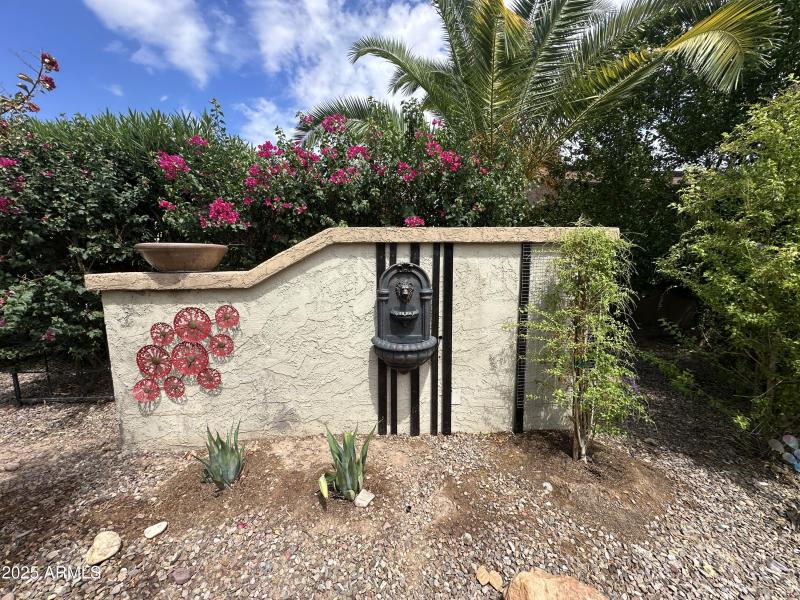 Half Wall Fountain