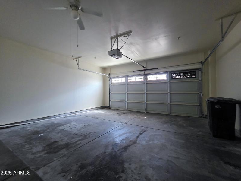 Garage 15818 N 25th St #129-28