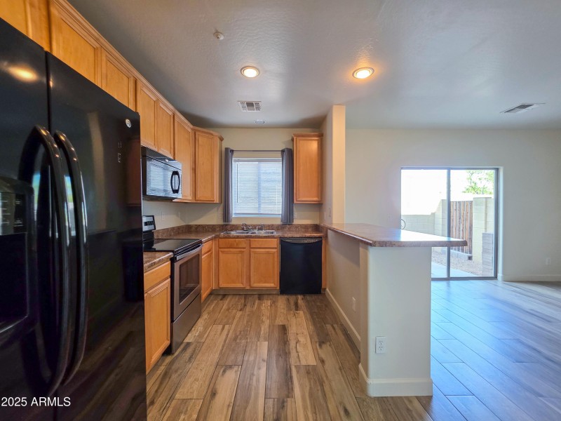 Kitchen 3 15818 N 25th St #129-12