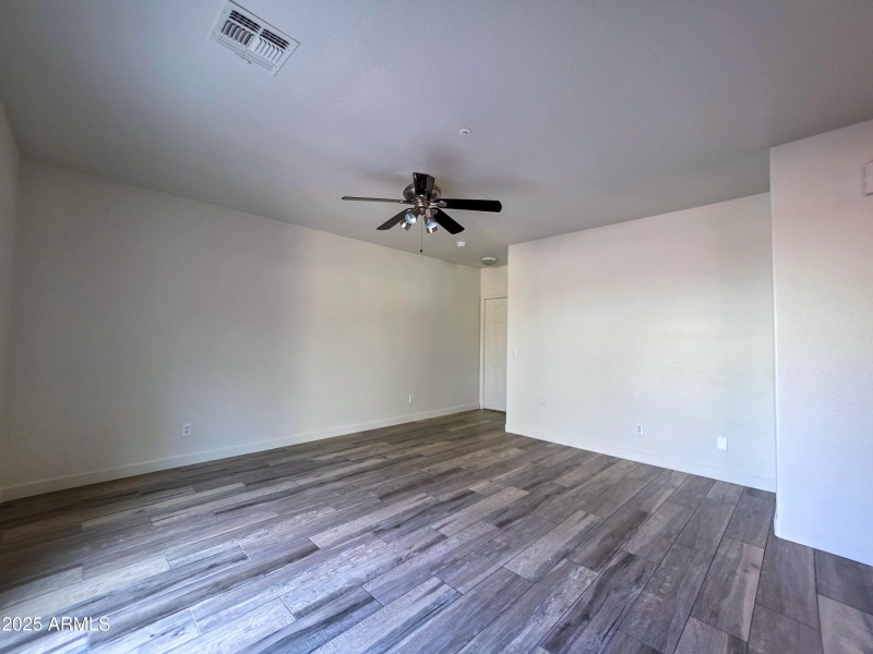 Living room 15818 N 25th St #129-09