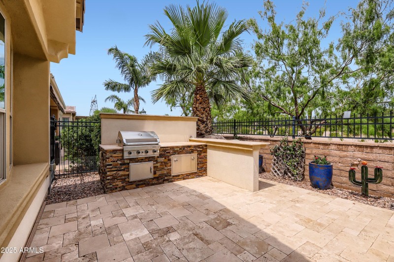 Built in BBQ w Custom Island