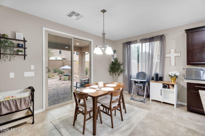 Breakfast Nook