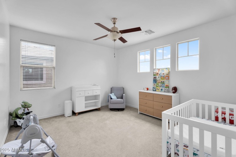 Bedroom (nursery)