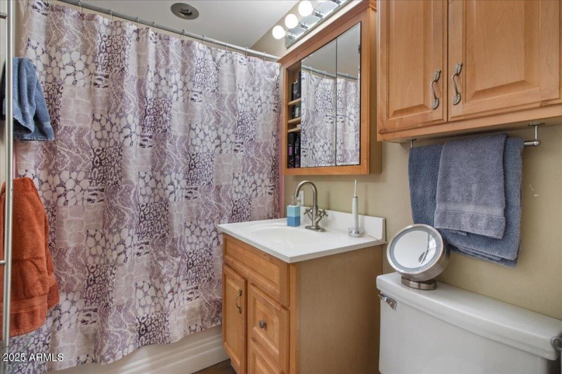 23-Full bath