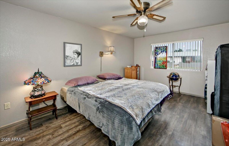 08-Primary Bedroom
