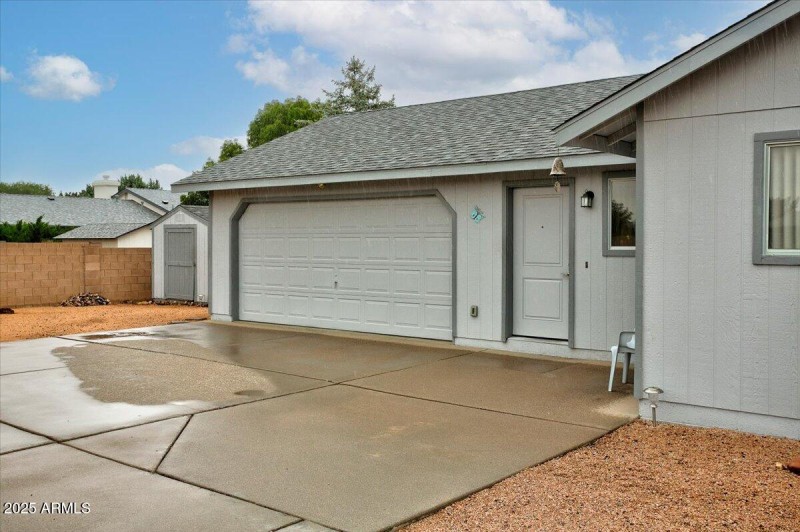 21-Garage