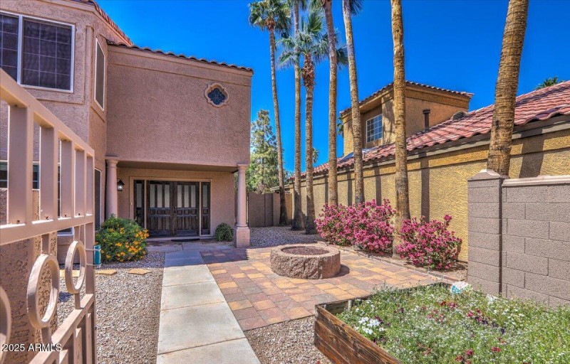 Front Courtyard 2