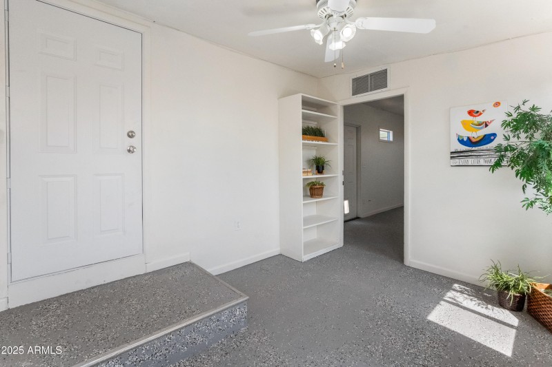 11275 N 99th Ave-24
