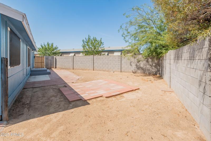 11275 N 99th Ave-27