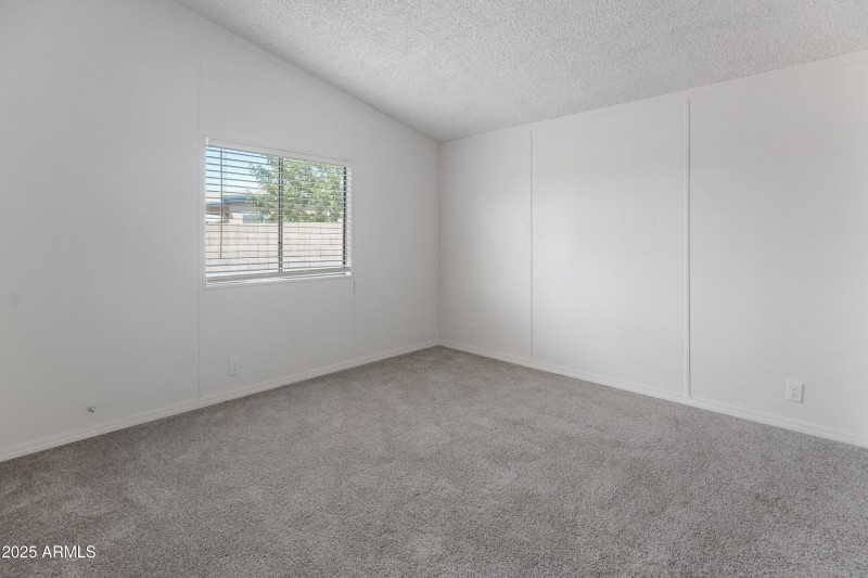 11275 N 99th Ave-17