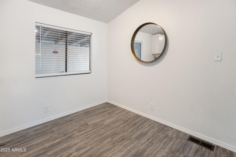 11275 N 99th Ave-7
