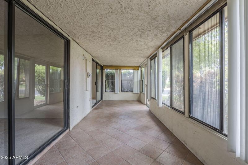 13-web-or-mls- Leisure World-13