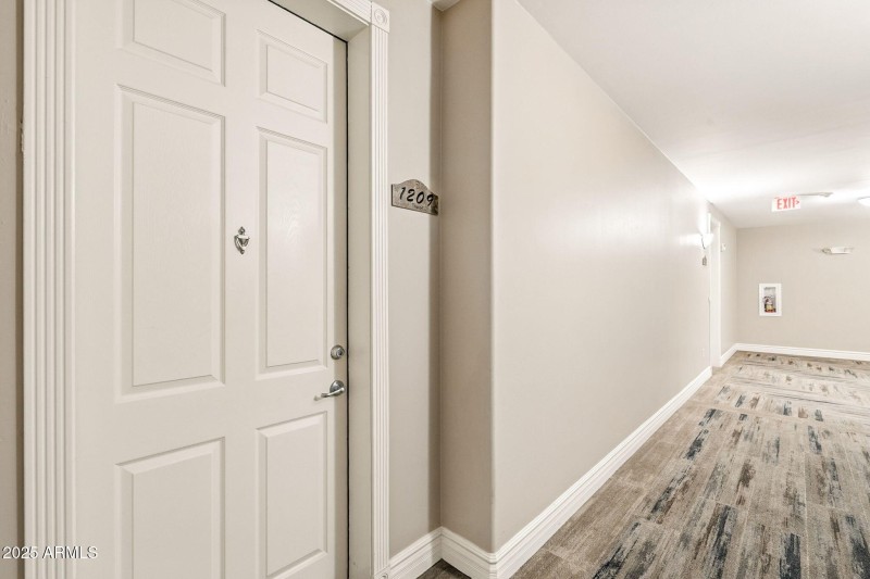 6-web-or-mls-Deer Valley-6