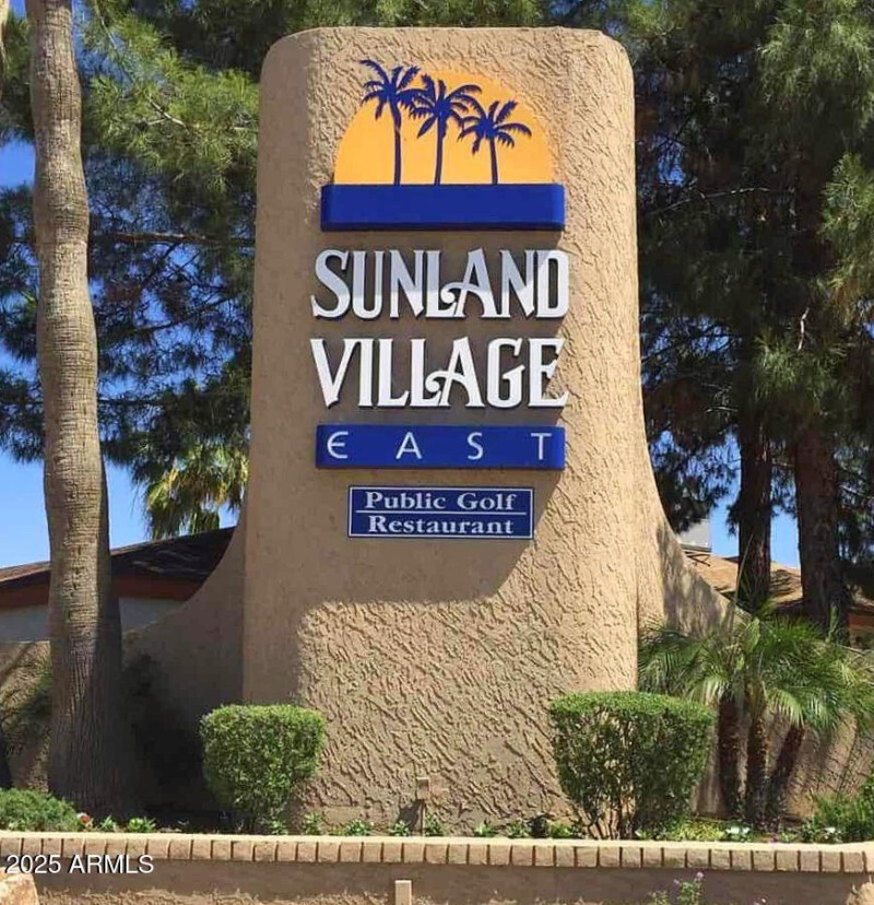 Sunland Village East
