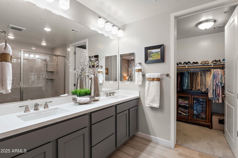 PRIMARY SUITE BATH