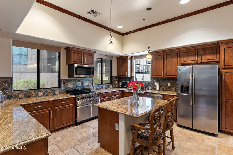 CLUBHOUSE KITCHEN