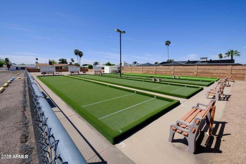 DV shuffle board courts