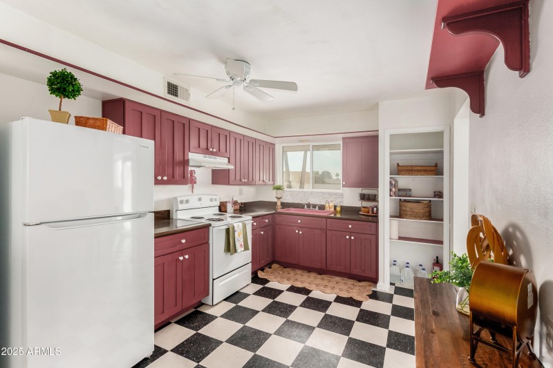 Large Kitchen