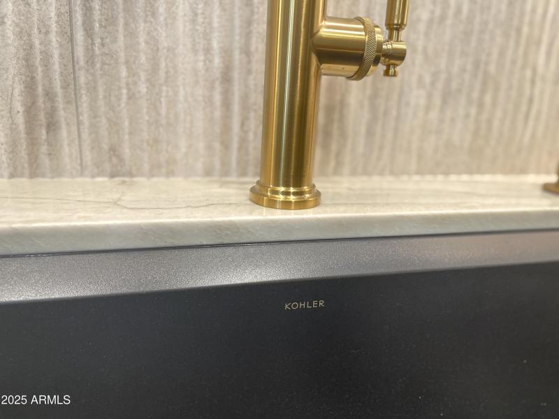 8 Kitchen