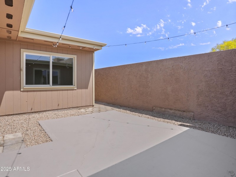 31 Patio 2