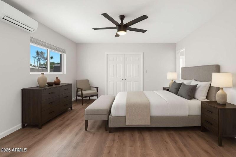 photo 8 - master bedroom