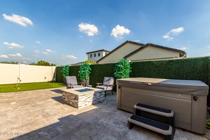 44 Shady Glen