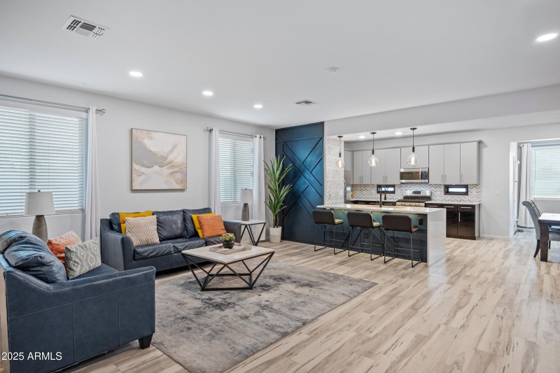 4207 W Bradshaw Creek Ln-7