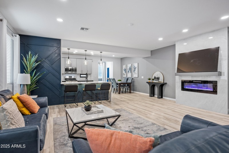 4207 W Bradshaw Creek Ln-8