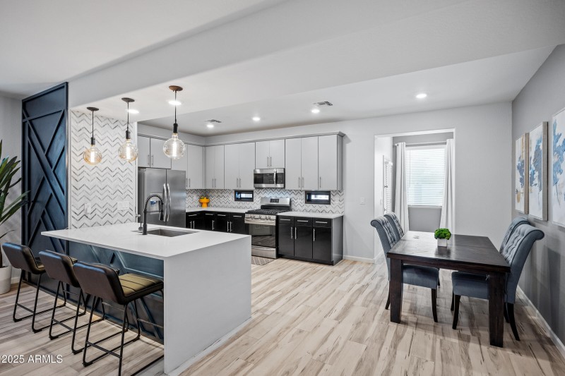 4207 W Bradshaw Creek Ln-9