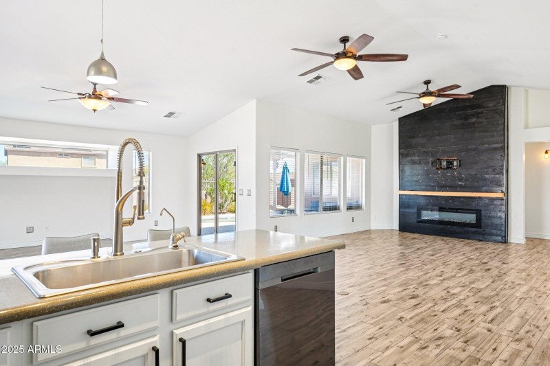 10-web-or-mls-S 229th Ave-S2708-010