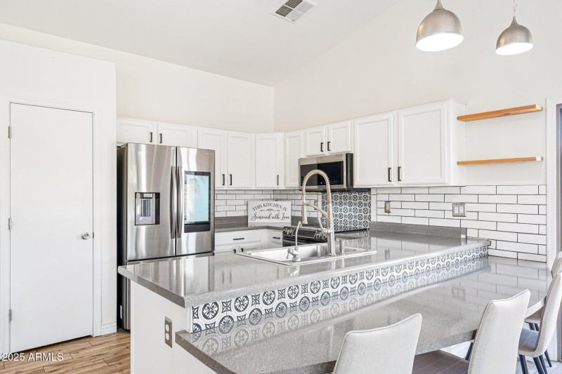 15-web-or-mls-S 229th Ave-S2708-015