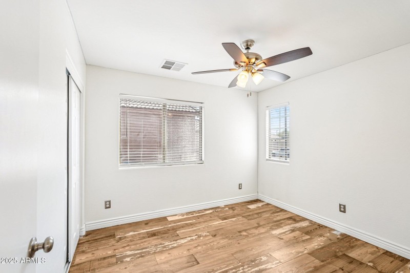 29-web-or-mls-S 229th Ave-S2708-029